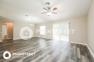 458 Westdale Ave in Lehigh Acres, FL - Building Photo - Building Photo