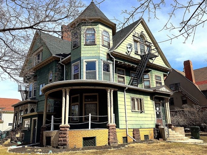 The Goundry Apartments in North Tonawanda, NY - Building Photo