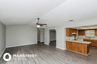1044 Zamora St SE in Palm Bay, FL - Building Photo - Building Photo