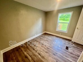 287 County Farm Rd in Madisonville, TN - Building Photo - Building Photo