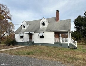 905 Taskforce Dr in Fredericksburg, VA - Building Photo - Building Photo