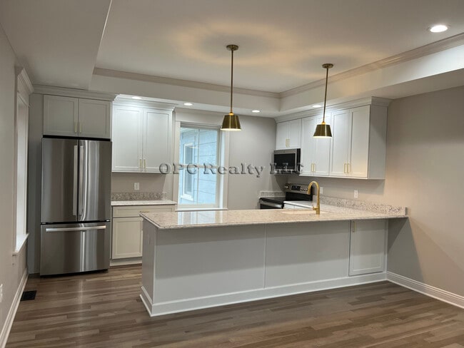 property at 709 Webster St