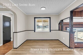 27681 Lakeshore Blvd in Euclid, OH - Building Photo - Building Photo