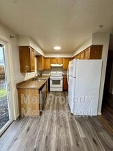 861 Ellinor Ave in Shelton, WA - Building Photo - Building Photo