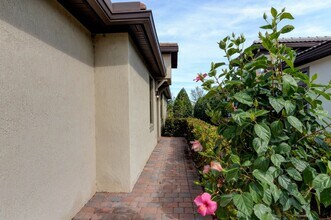 4313 Beauty Leaf Cir in Vero Beach, FL - Building Photo - Building Photo