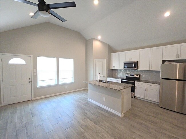 11442 Underwood St in Willis, TX - Building Photo - Building Photo