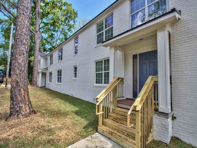 500 E College Ave in Tallahassee, FL - Building Photo - Building Photo