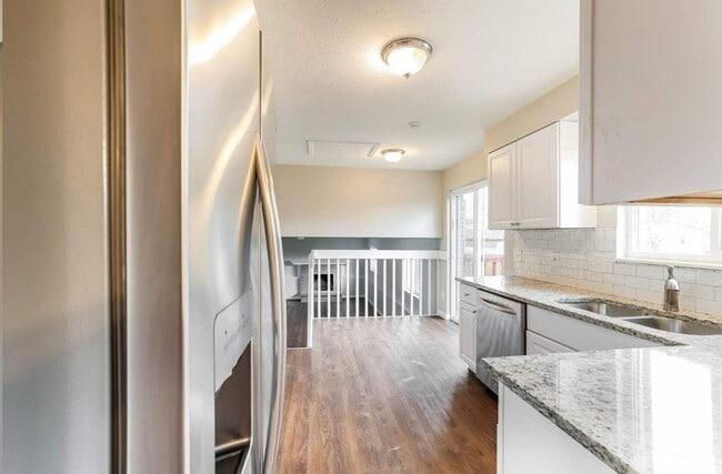 1513 S Dearborn St in Aurora, CO - Foto de edificio - Building Photo