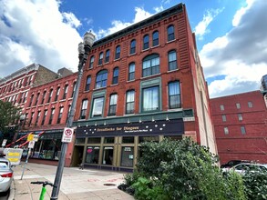 BONNIE JEAN FLATS in St. Paul, MN - Foto de edificio - Interior Photo