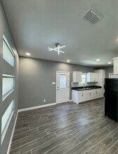 1808 Angelina Dr, Unit 6 in San Juan, TX - Building Photo - Building Photo