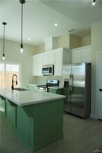 5705 Notre Dame Ave, Unit 1 in McAllen, TX - Building Photo - Building Photo
