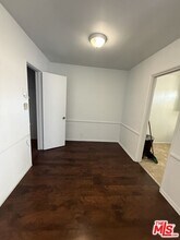 14214 Sherman Way in Los Angeles, CA - Building Photo - Building Photo