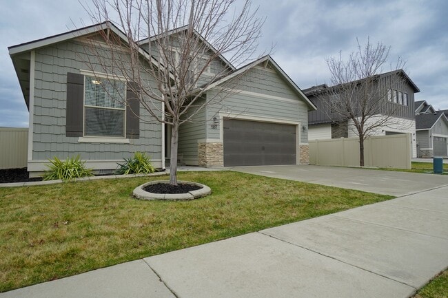 1187 W Davenport St in Meridian, ID - Building Photo - Building Photo