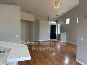 191 Desert Springs Ln in Fernley, NV - Building Photo - Building Photo