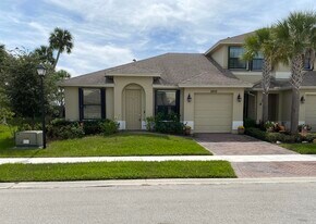 10031 W Villa Cir in Vero Beach, FL - Building Photo