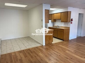 15 W Marshall St in Rice Lake, WI - Building Photo - Building Photo