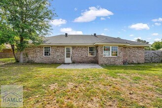 908 Highland Dr in Hinesville, GA - Building Photo - Building Photo