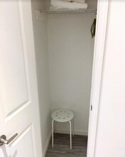 521 W 48th St in New York, NY - Building Photo - Building Photo