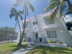 7600 Harding Ave in Miami Beach, FL - Foto de edificio - Building Photo