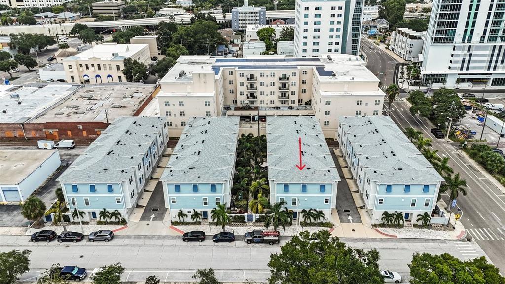 813 Burlington Ave N in St. Petersburg, FL - Building Photo