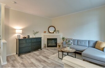 1148 54th St in Washougal, WA - Foto de edificio - Building Photo