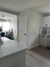 9 Echo Bay in Winnipeg, MB - Building Photo - Building Photo