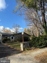 7201 Orwell Rd in Philadelphia, PA - Building Photo - Building Photo