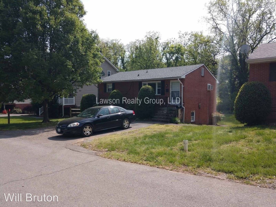 427 Mt Vernon Ave in Salem, VA - Foto de edificio