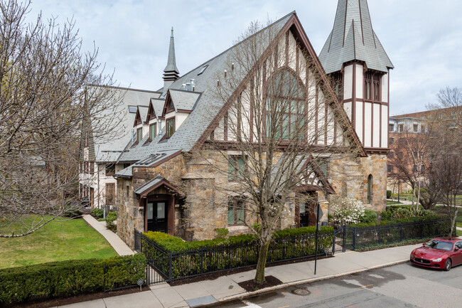 Freeman Street Condominium in Brookline, MA - Building Photo - Building Photo