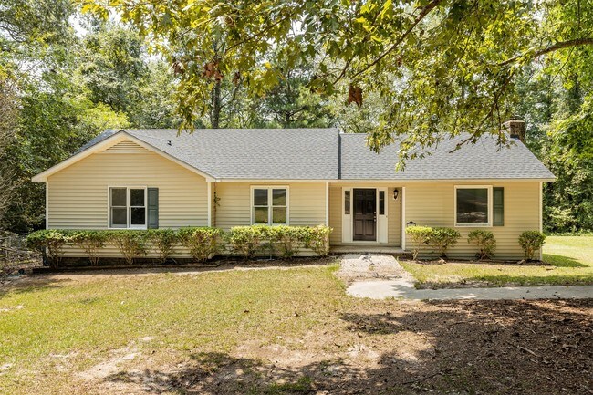 property at 104 Greenwood Cir