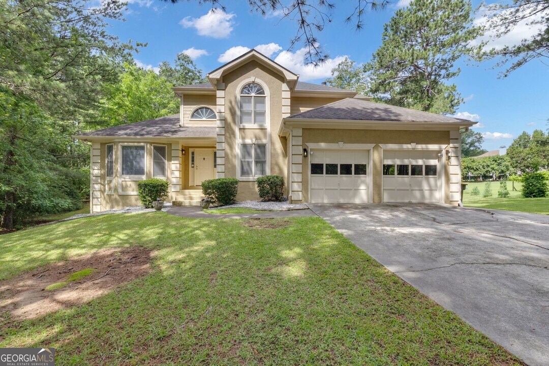 115 Rockhurst Chase in Tyrone, GA - Building Photo