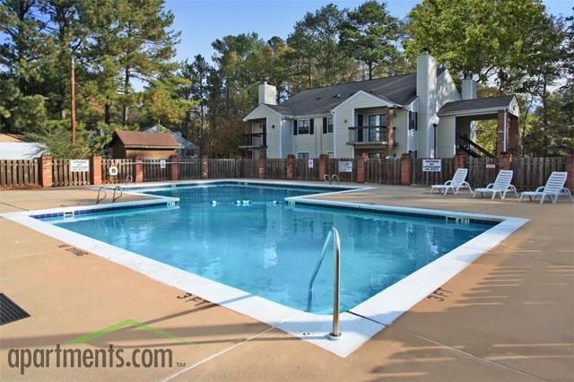 Crystal Village in Durham, NC - Building Photo