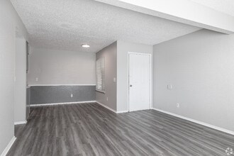 55 N Ranchwood Blvd in Yukon, OK - Building Photo - Building Photo