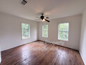 807 Camelia St in Lake Charles, LA - Building Photo - Building Photo