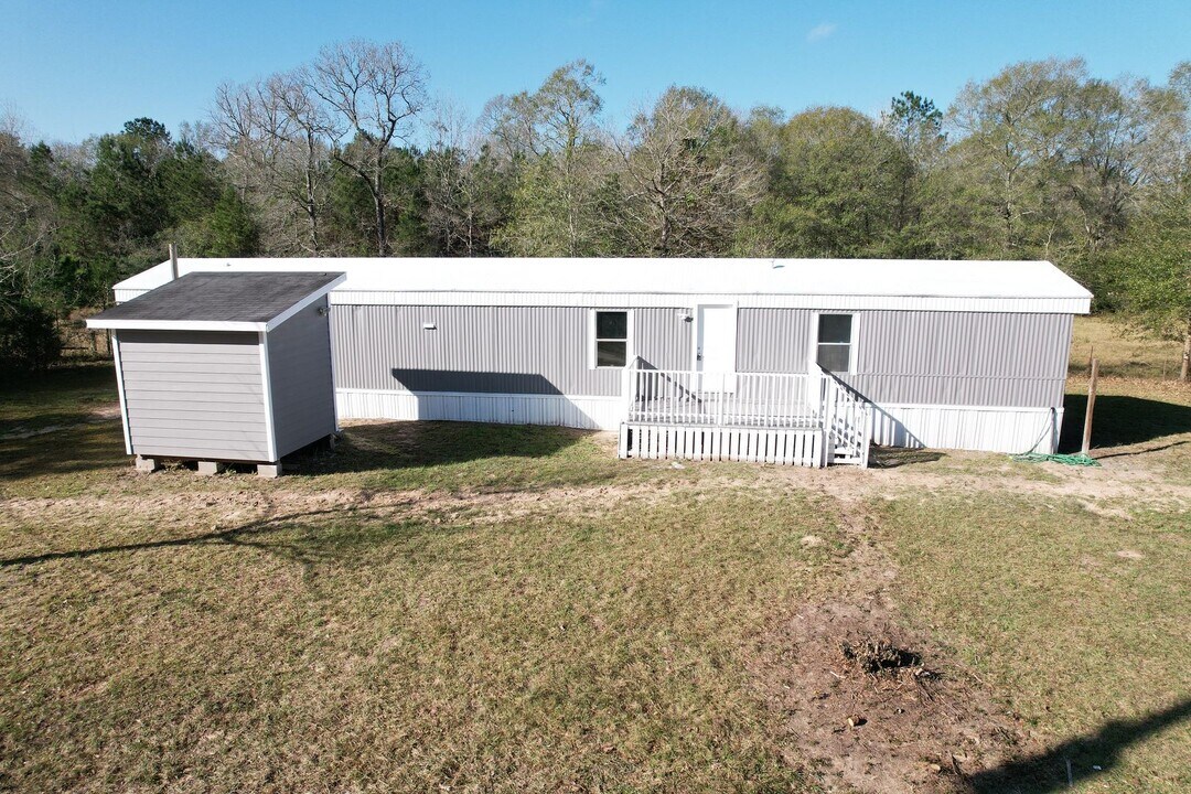 16428 Jireh Rd in Conroe, TX - Building Photo