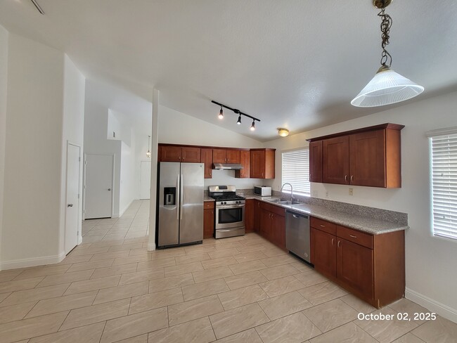 1201 Olvera Way in Las Vegas, NV - Building Photo - Building Photo