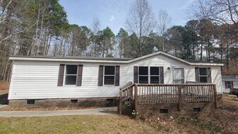 25 S Kelly Ct in Lillington, NC - Building Photo