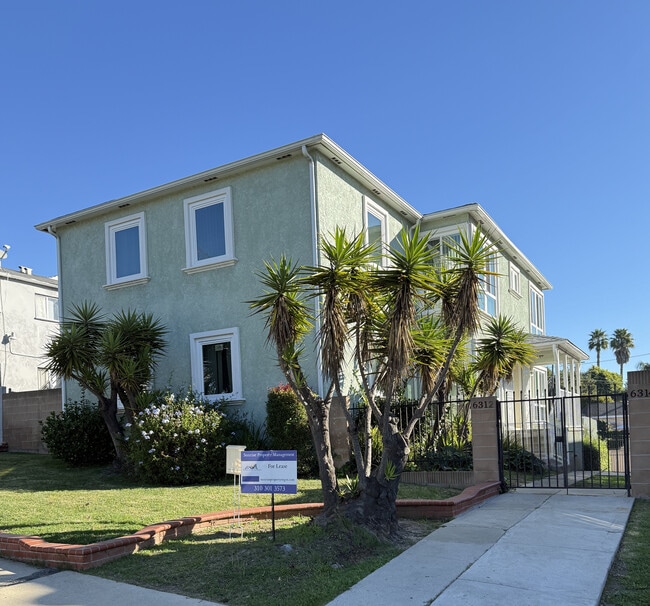 6314 1/2 Overhill Dr, Unit 6314 1.2 in Los Angeles, CA - Building Photo - Building Photo