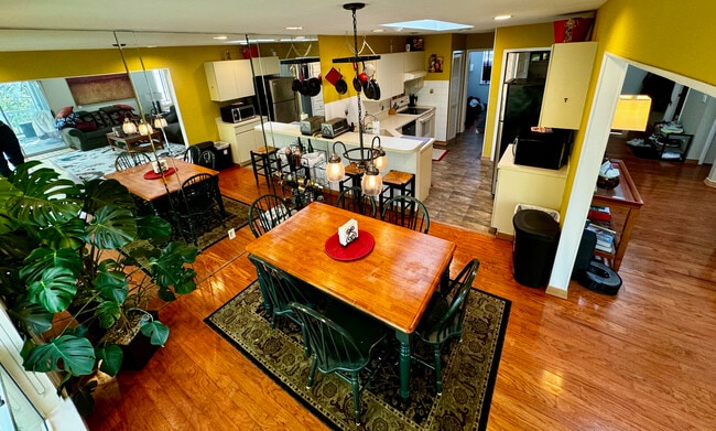 20 Vista Dr, Unit 20 in Manorville, NY - Foto de edificio - Building Photo