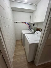 513-513-513-512 Washington St in Hudson, IA - Building Photo - Building Photo