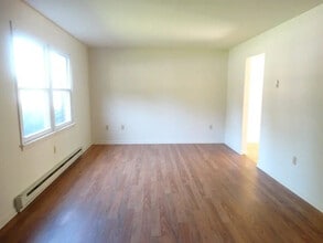 313 Fulton St in Akron, PA - Foto de edificio - Building Photo