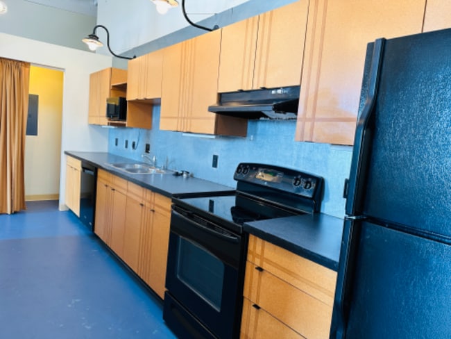 property at 1 S Broadway