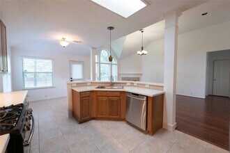 10307 Sablebrook Ln in Houston, TX - Building Photo - Building Photo