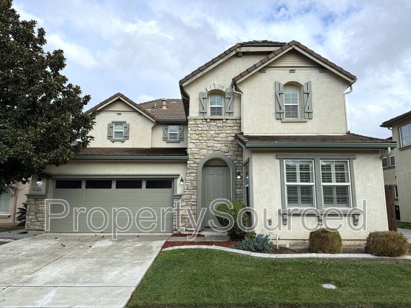 17808 Daffodil Hill St in Lathrop, CA - Building Photo