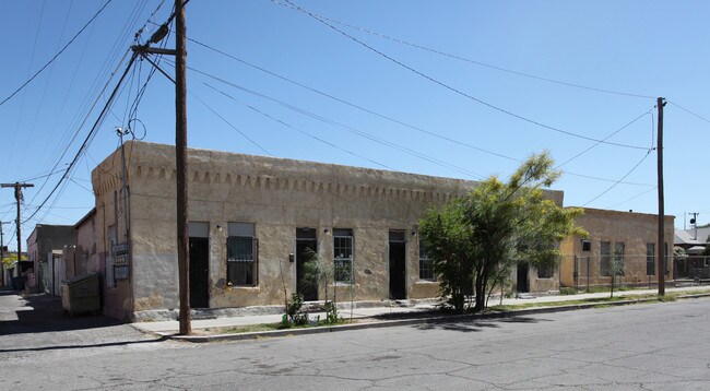 804-812 E 3rd Ave in El Paso, TX - Building Photo - Building Photo