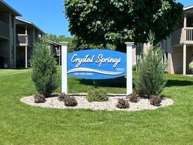 Crystal Springs Apartments in Appleton, WI - Building Photo
