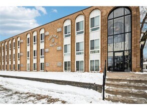 2525 3rd Ave S in Minneapolis, MN - Building Photo - Building Photo