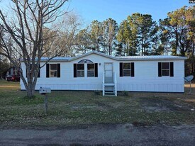 135 Buckeye Ct in Vance, SC - Building Photo