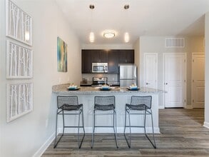 Whetstone Flats in Nashville, TN - Foto de edificio - Building Photo