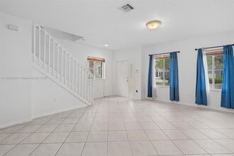 8206 SW 29th St in Miramar, FL - Building Photo - Building Photo